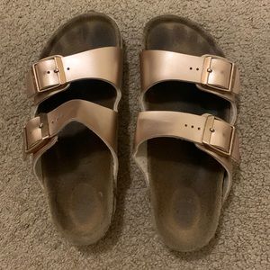 (copy) Rose gold Birkenstocks size 34